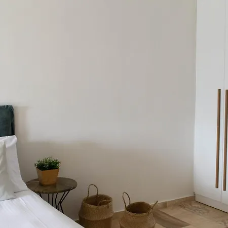 Aparthotel Oniropetra Luxury Armakha