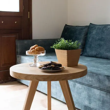 Aparthotel Oniropetra Luxury Armakha
