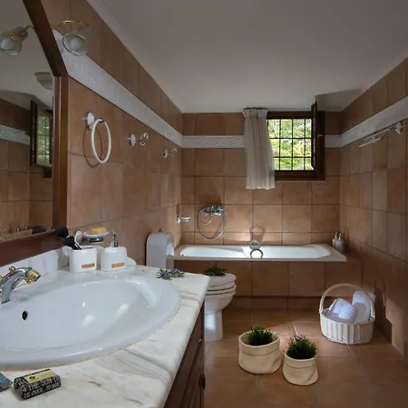 Aparthotel Oniropetra Luxury