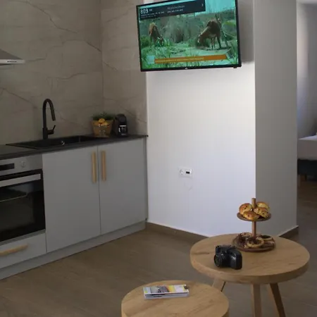 Aparthotel Oniropetra Luxury Armakha
