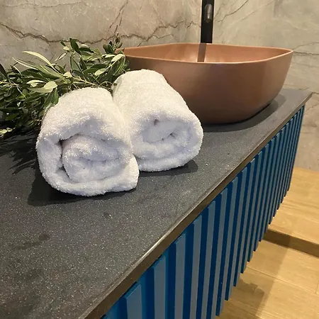 Oniropetra Luxury Aparthotel *
