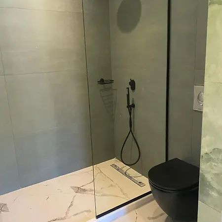 Oniropetra Luxury Aparthotel Armakha