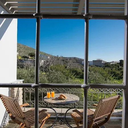 Oniropetra Luxury Aparthotel
