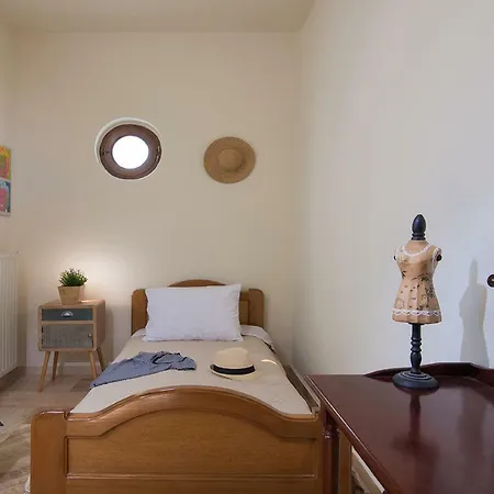 Oniropetra Luxury Armakha